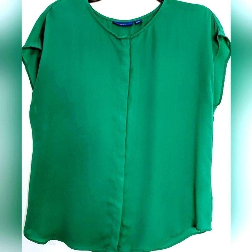 Apt. 9 Blouse Women M Green Excellent Hidden Button Front Cap Sleeve